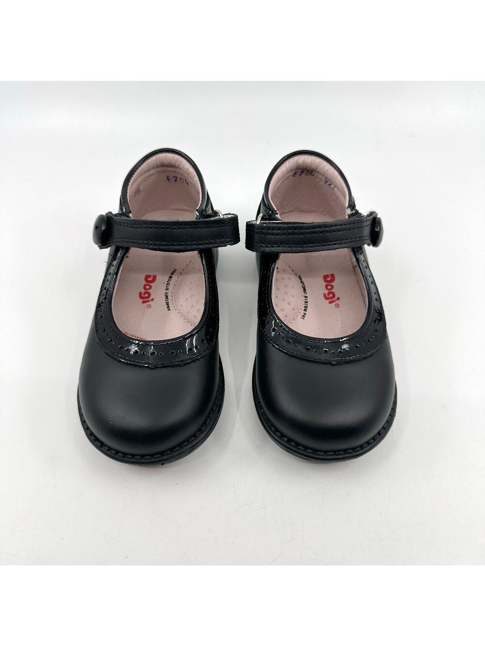 Dogi Kids Girls' School Shoes Black Size 9 1/2 Ankle Strap Loop Slip On Leather
